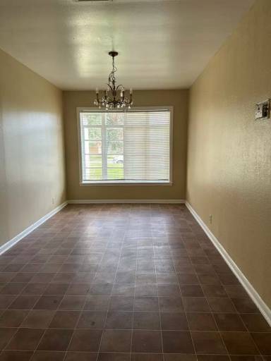 Main picture of 1516 Walnut Ave