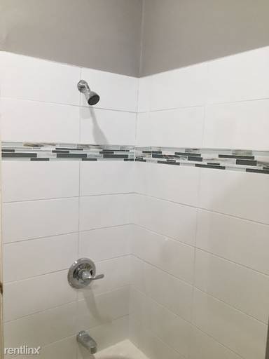 Main picture of 236 W Harvey St