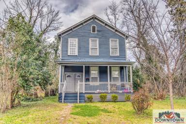 Main picture of 247 Walker St