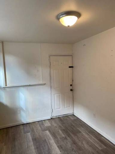 Main picture of 218 W Market St