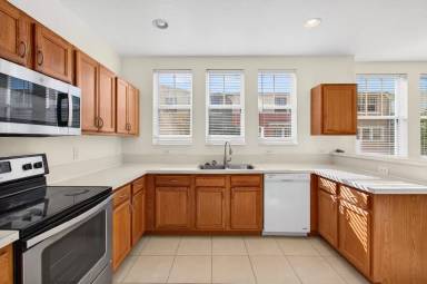 Main picture of 770 Millbrae Ct