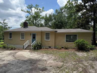 Main picture of 251 Azalea Cir W