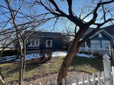 Main picture of 4604 Fairview Ave