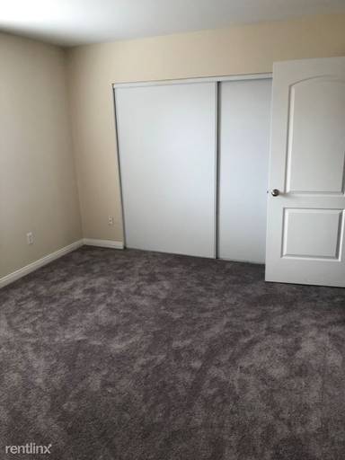 Main picture of 9001 Burnet Ave