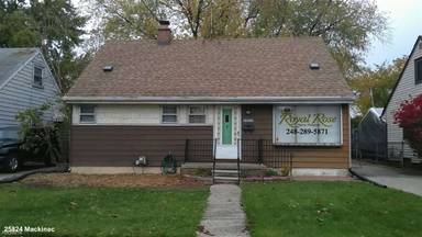 Main picture of 25824 Mackinac St