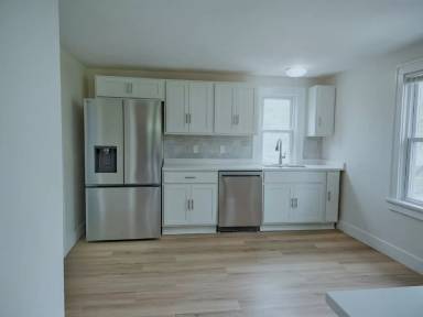 Main picture of 1301 S 63rd St
