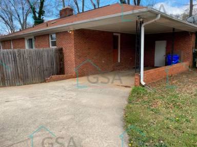 Main picture of 12 Elsie Ave