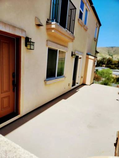 Main picture of 3344 Rockview Ct