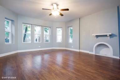 Main picture of 7826 S East End Ave