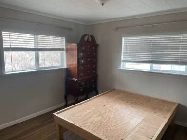 Main picture of 805 Birch St