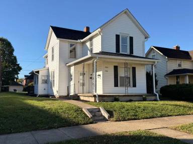 Main picture of 750 E Wheeling St