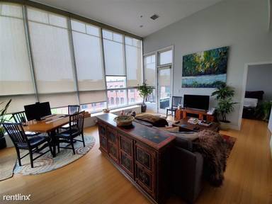 Main picture of 490 Harrison Ave