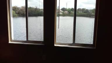Main picture of 825 Lowell Blvd