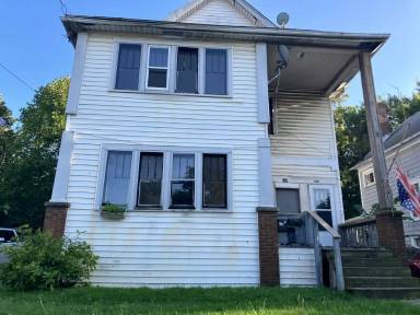 Main picture of 818 E Buchtel Ave