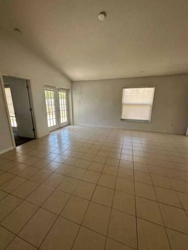 Main picture of 302 Sawmill Creek Ct
