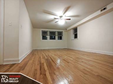 Main picture of 1902 W Winnemac Ave & 5032 N Wolcott Ave Apartments