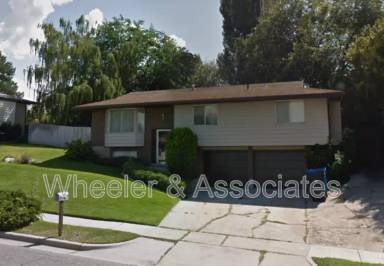 Main picture of 137 E 5250 S