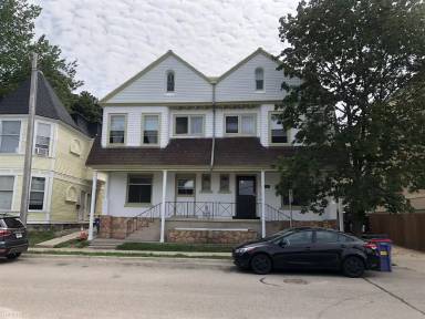 Main picture of 124 Prospect Ave SE