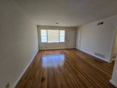 Main picture of 3432 Princess Ann St