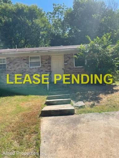 Main picture of 1522 N Gregg Ave
