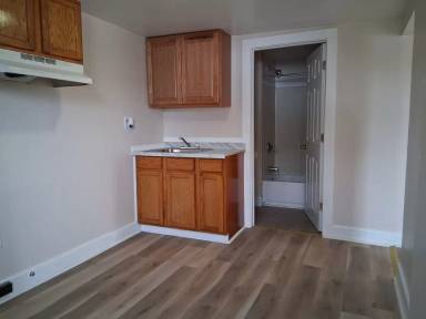 Main picture of 182 N Pearl St