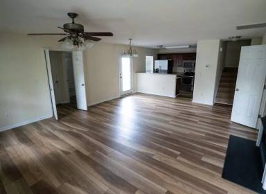 Main picture of 156 Pinewood Ln