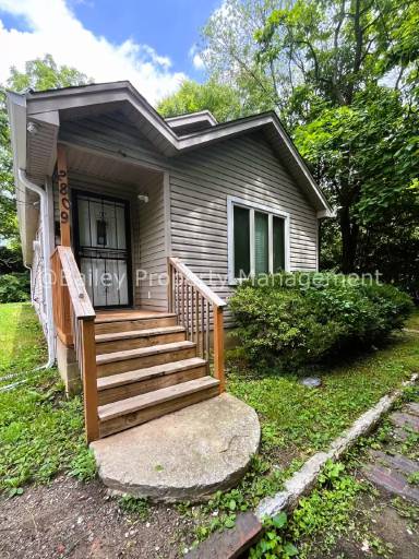 Main picture of 2809 Eddy St