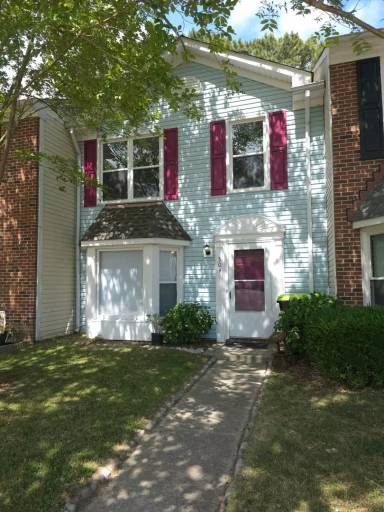 Main picture of 304 Arabian Cir