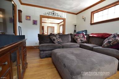 Main picture of 151 Brayton Rd