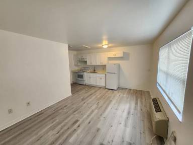 Main picture of 112 S Hilltop Rd