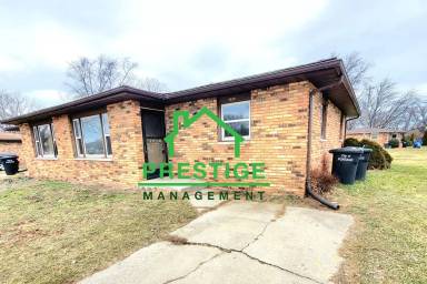 Main picture of 5618 Aspen Ave