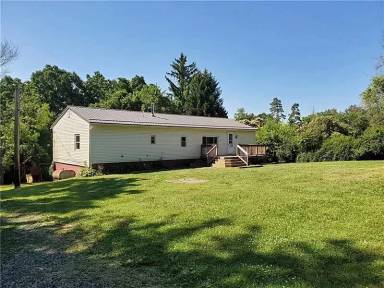 Main picture of 362 Holt Rd