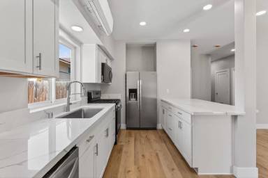 Main picture of 1520 Independence Way