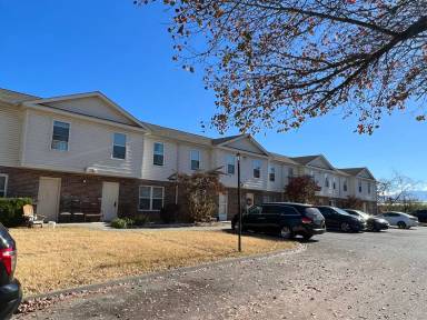 Main picture of Riverpark Apartments