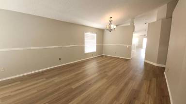 Main picture of 12507 Midpointe Dr