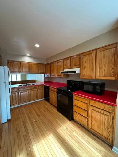 Main picture of 2904 Front St