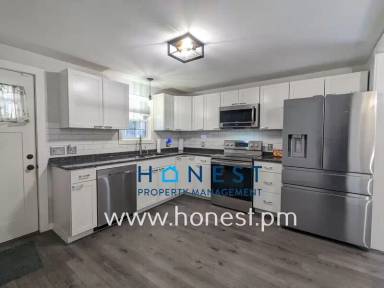 Main picture of 162 College Ave