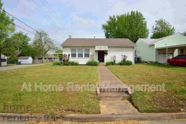 Main picture of 3501 E 30th St