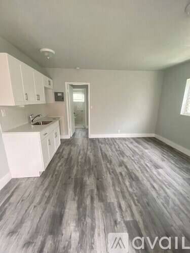 Main picture of 2901 NW 18th St