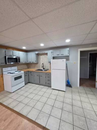 Main picture of 201 Valley St