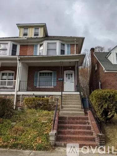 Main picture of 1209 Russell Ave