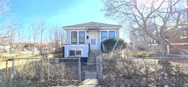 Main picture of 1309 W 110th Pl