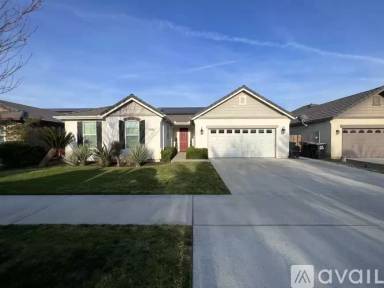 Main picture of 2126 N Lindsay Ct