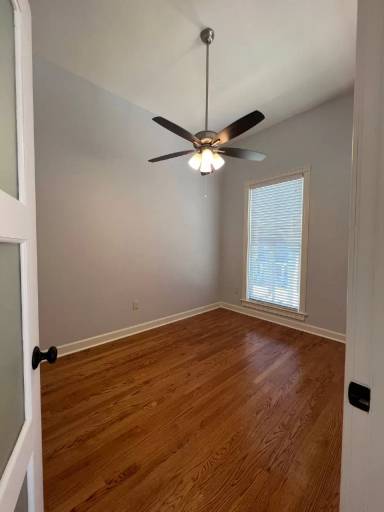 Main picture of 904 Scott St
