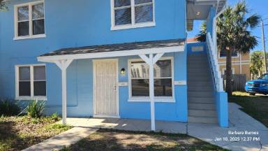 Main picture of 400 S Peninsula Dr