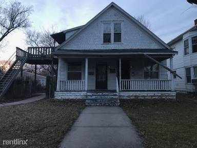 Main picture of 941 S Main St