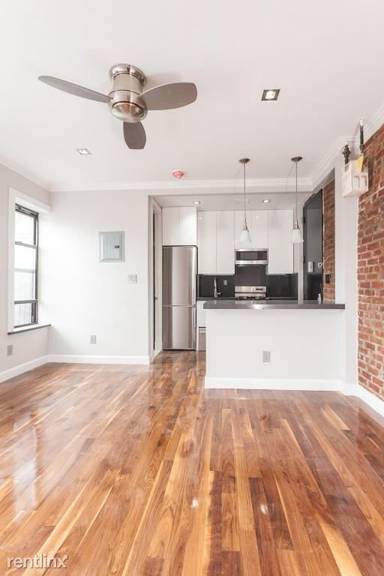 Main picture of 2100 2nd Ave