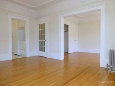 Main picture of 1298 Market St