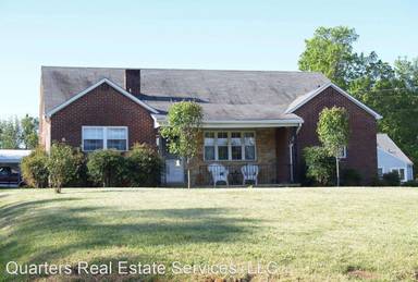 Main picture of 3565 Clemmons Rd