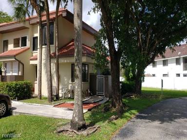 Main picture of 9746 SW 138th Ave